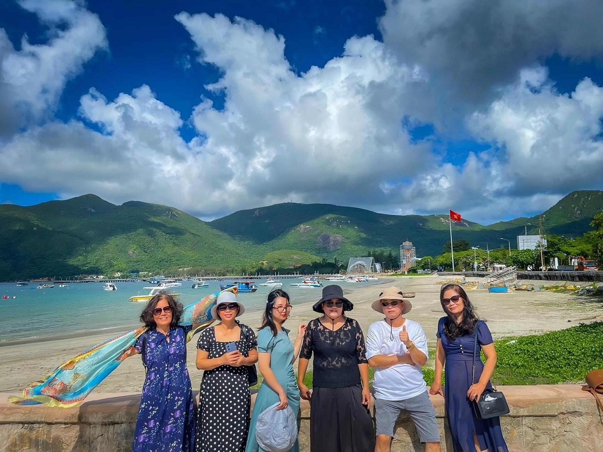 Duy Canh Homestay Chi Khu Co Ong ภายนอก รูปภาพ