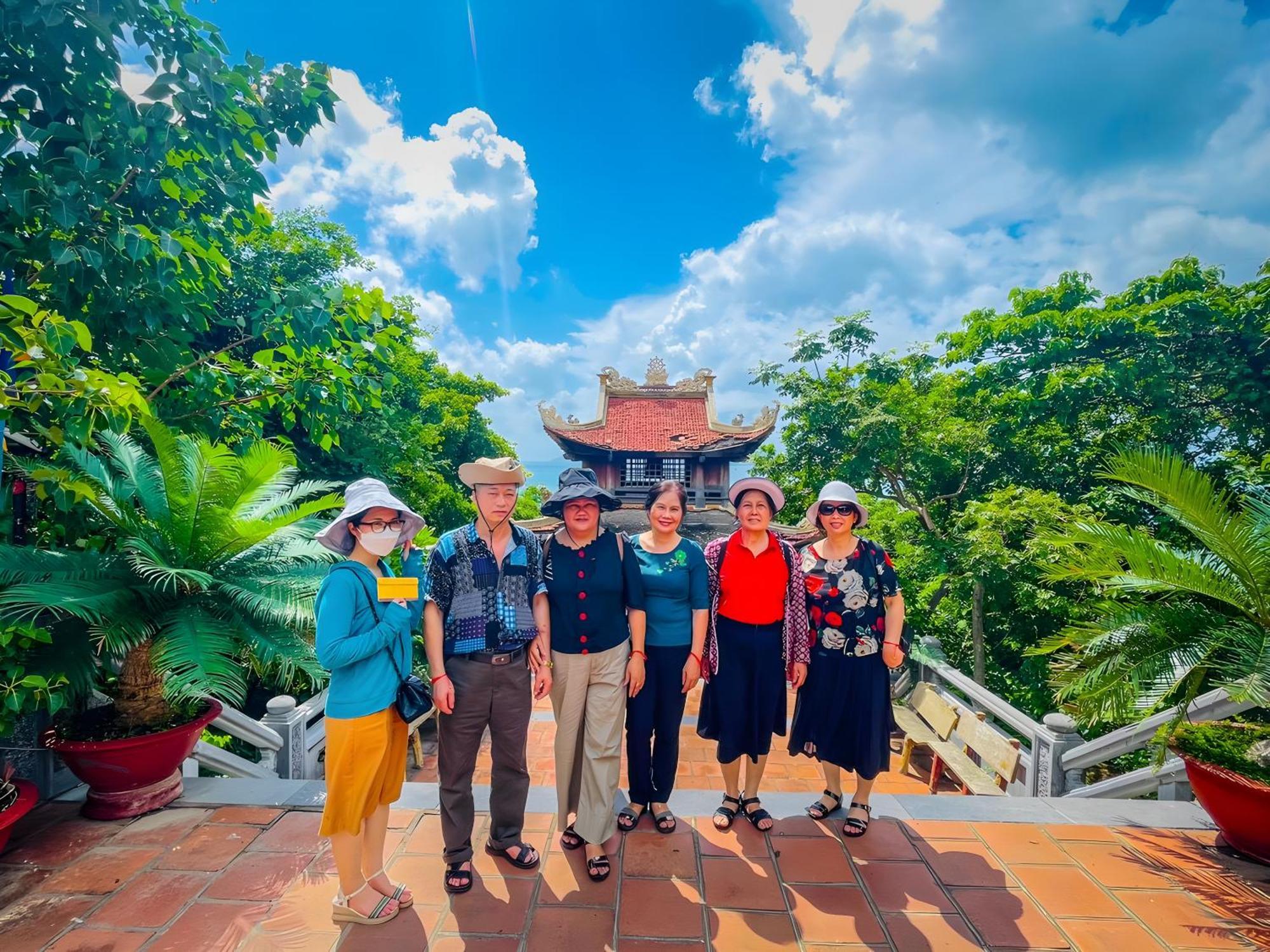 Duy Canh Homestay Chi Khu Co Ong ภายนอก รูปภาพ